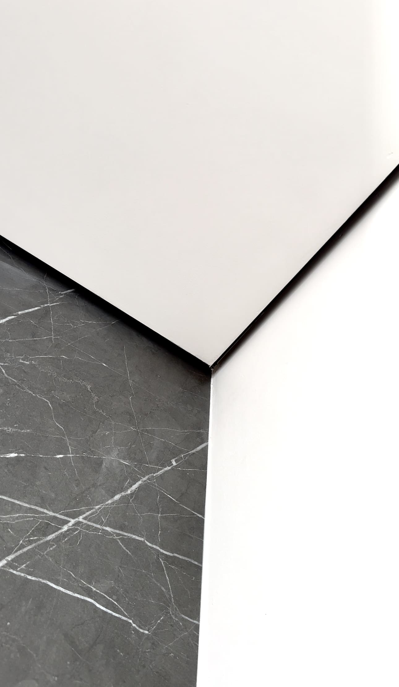 Profil tip plintă și scafă ascunsă Shadow Gap NEGRU MAT Vopsit prin pulbere, electrostatic. H 13MM L2,7, PS130A54270 - imagine 9