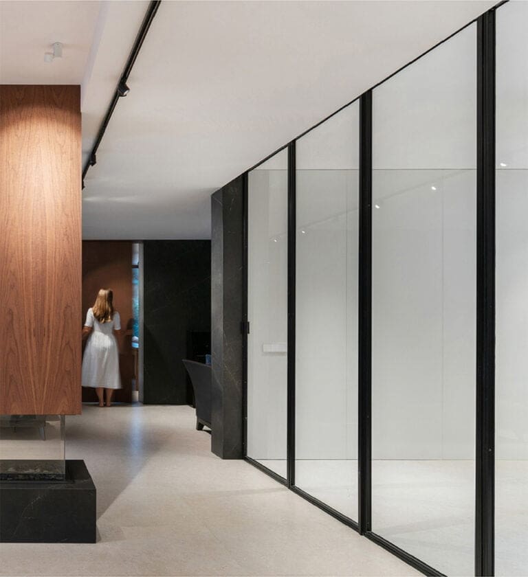 Spot pentru sina iluminat iO 48V.11