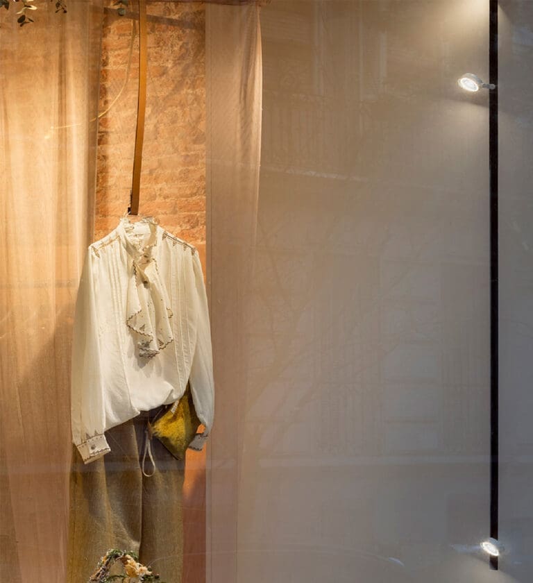 Spot sina Six XS 48V.10