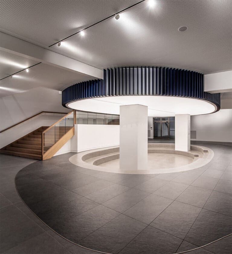 Spot sina Six XS 48V.5