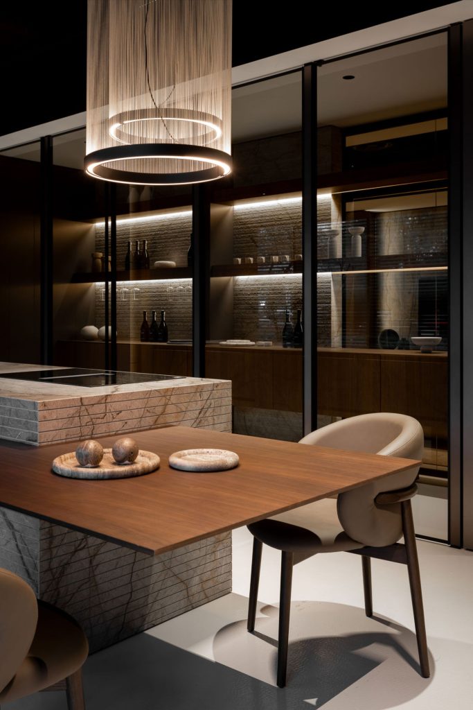 Bucătărie pe comandă Made in Italy – Showroom Design Radar Bucuresti - bucatarie din marmura3